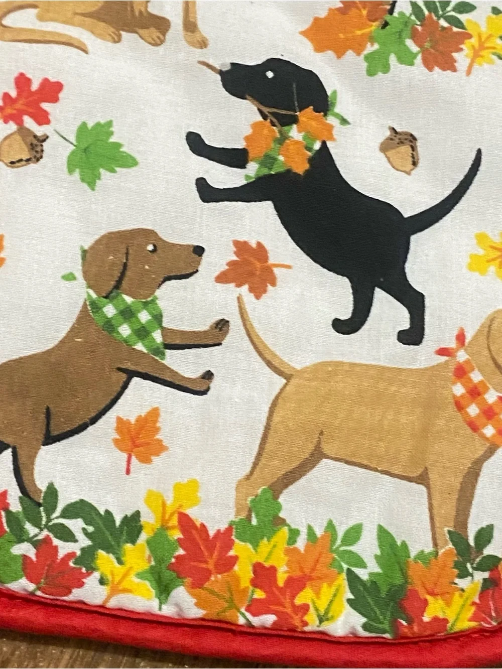 Dog Dogs Pot Holder Potholder Fall Autum Leaves 8”H x 6,5”W  Mainstream Int